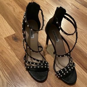 Steve Madden pearl sandals